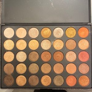 Morphe Eyeshadow Pallet